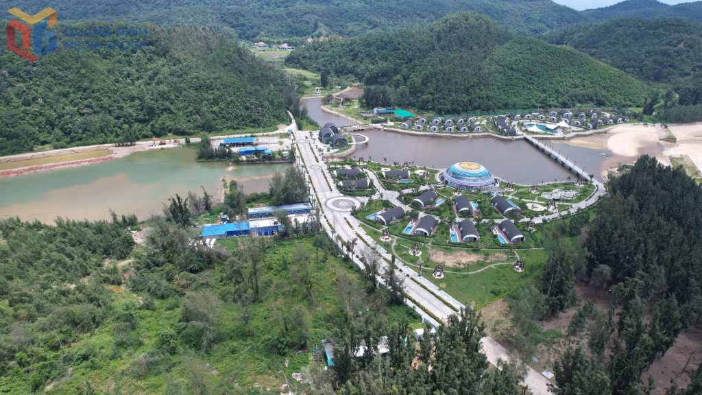 Khu nghỉ dưỡng Đầu Rồng, xã Cái Chiên.
