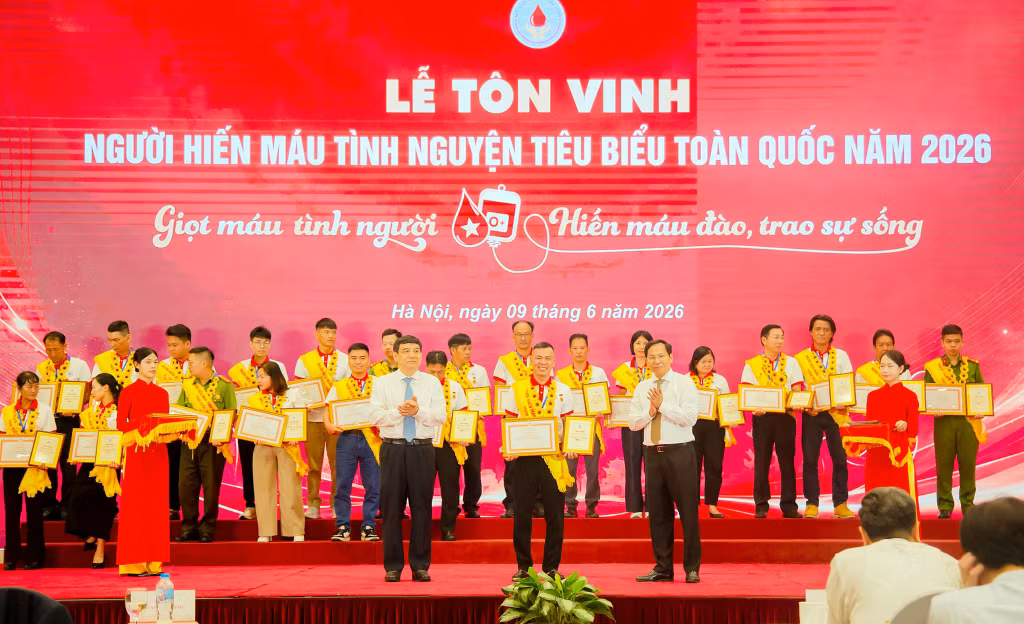 Anh Lương Duy Minh, được tôn vinh tại chương trình “Người hiến máu tình nguyện tiêu biểu toàn quốc” tổ chức tháng 6/2026.