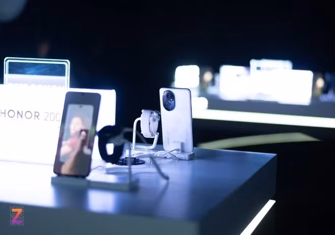 Honor 200 là smartphone đầu tiên dùng chuẩn pin mới tại Việt Nam.