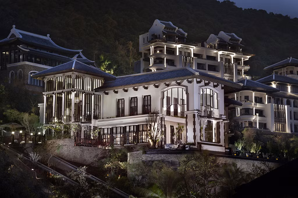 10 khách sạn, resort 'hàng đầu châu Á' ở Việt Nam ảnh 3