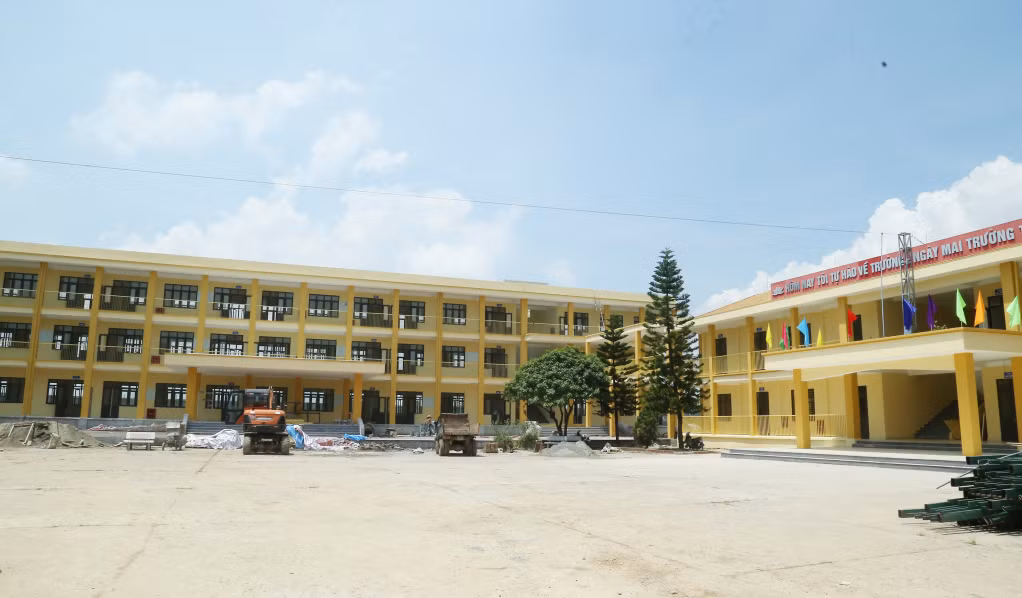 Trường THCS Yên hải