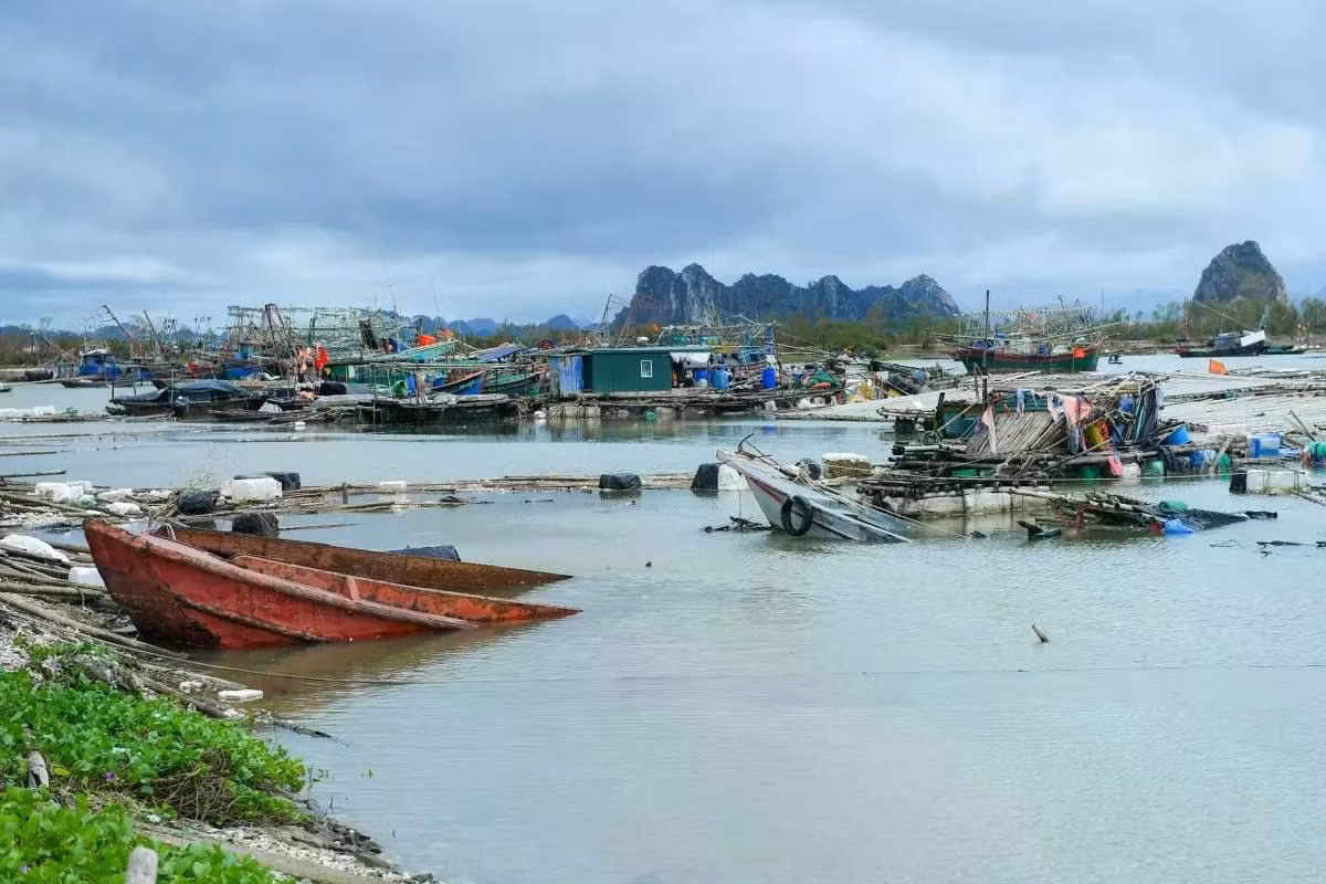 Hàng chục ngàn khách hàng vay vốn bị ảnh hưởng. Ảnh minh họa
