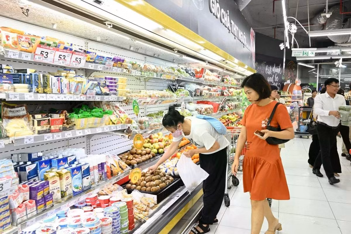 Thị trường hàng hoá duy trì tăng trưởng, song tốc độ tăng đang chậm lại (Ảnh: Cấn Dũng)