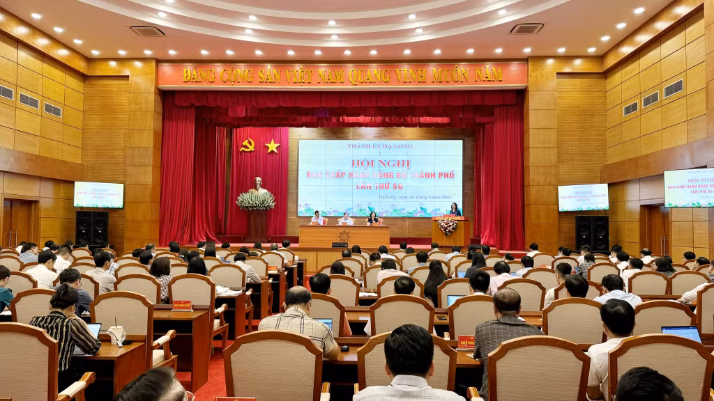 Quang cảnh hội nghị.