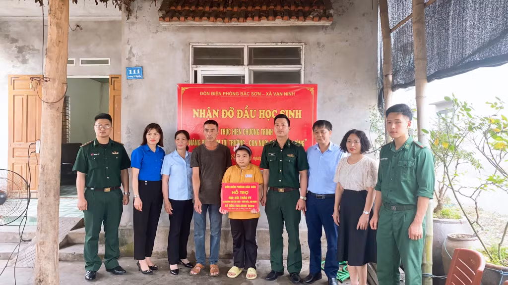 Đồn BP Bắc Sơn nhận 