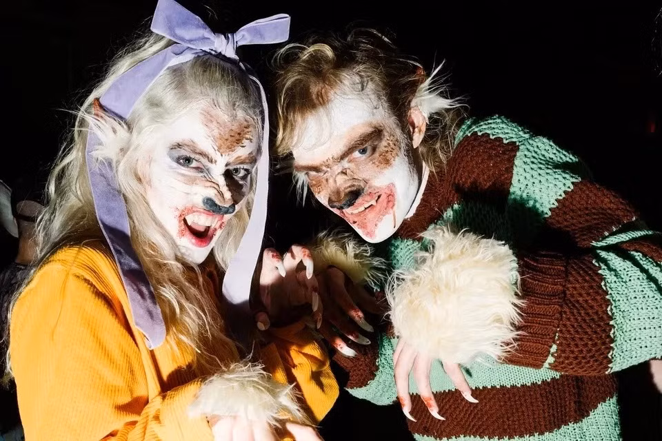 Điểm đến ma ám thu hút khách du lịch mà Halloween. Ảnh: Rommel Demano/BFA.com.