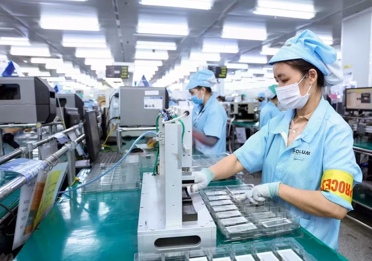 Số lượng doanh nghiệp Việt Nam tăng mạnh về lượng và chất trong vòng 20 năm qua. Ảnh: KL