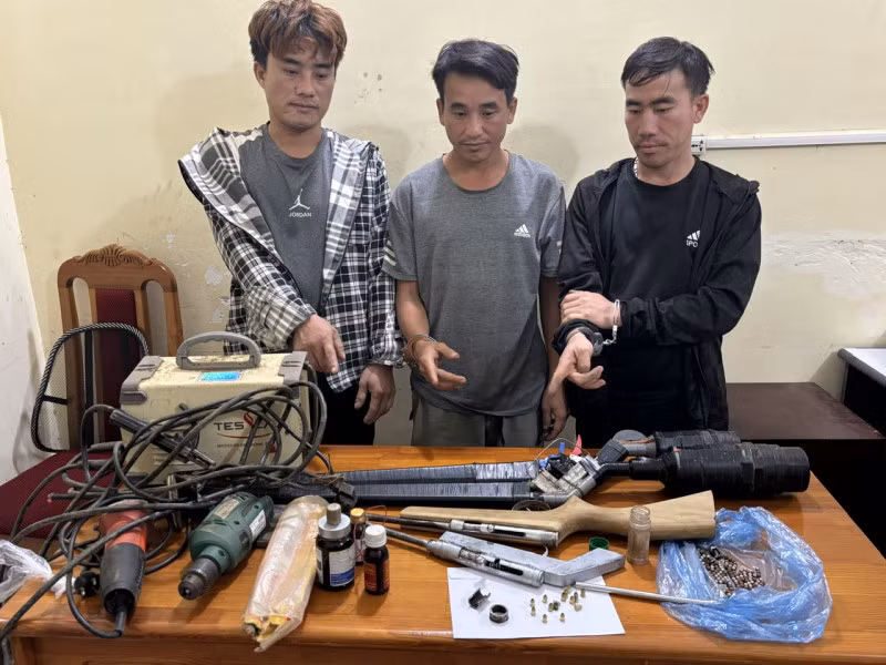 3 đối tượng tại cơ quan Công an