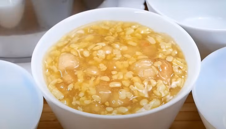 Chè bưởi là một trong những món chè dân dã của Việt Nam - Ảnh: Chụp lại từ YOUTUBE