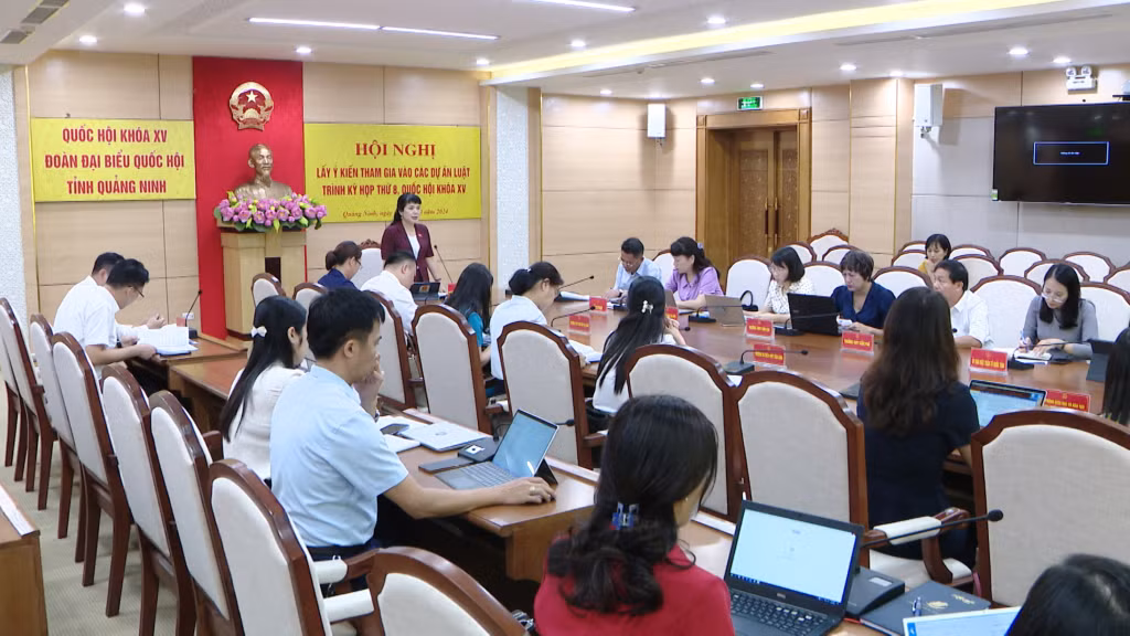 Quang cảnh hội nghị.