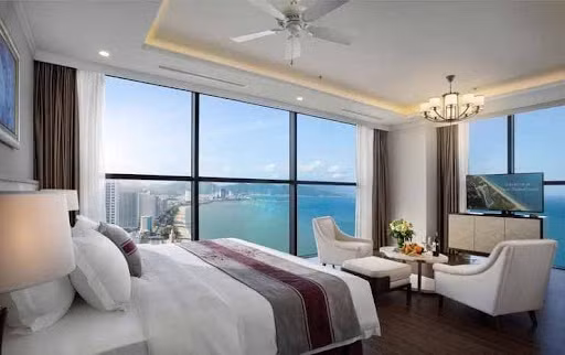 View biển tuyệt đẹp tại Vinpearl Beachfront Nha Trang