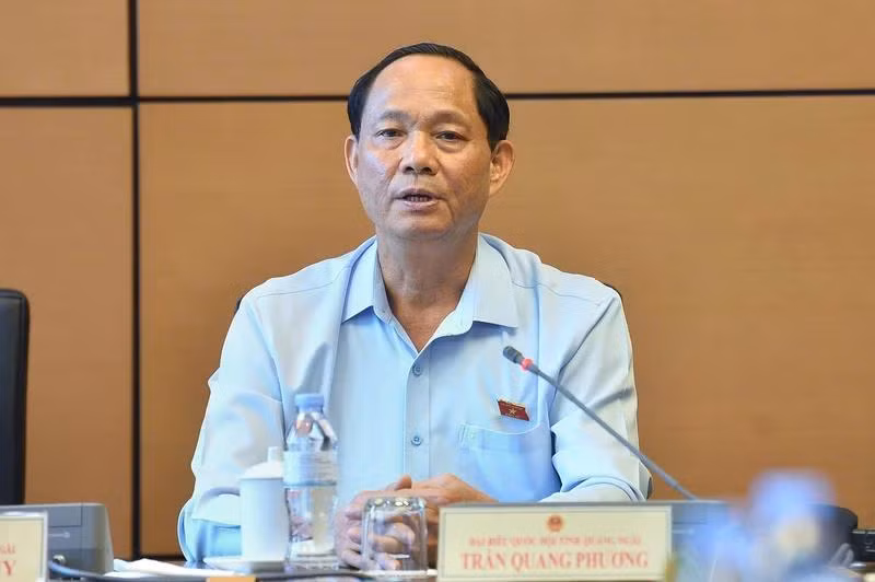 Phó Chủ tịch Quốc hội Trần Quang Phương phát biểu tại phiên thảo luận tổ chiều 24/5.