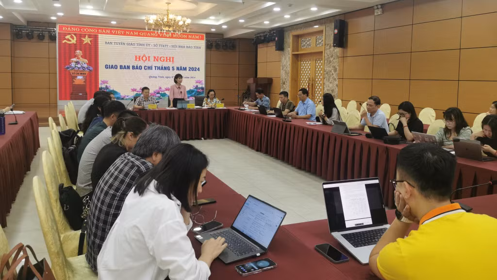 Quang cảnh hội nghị.