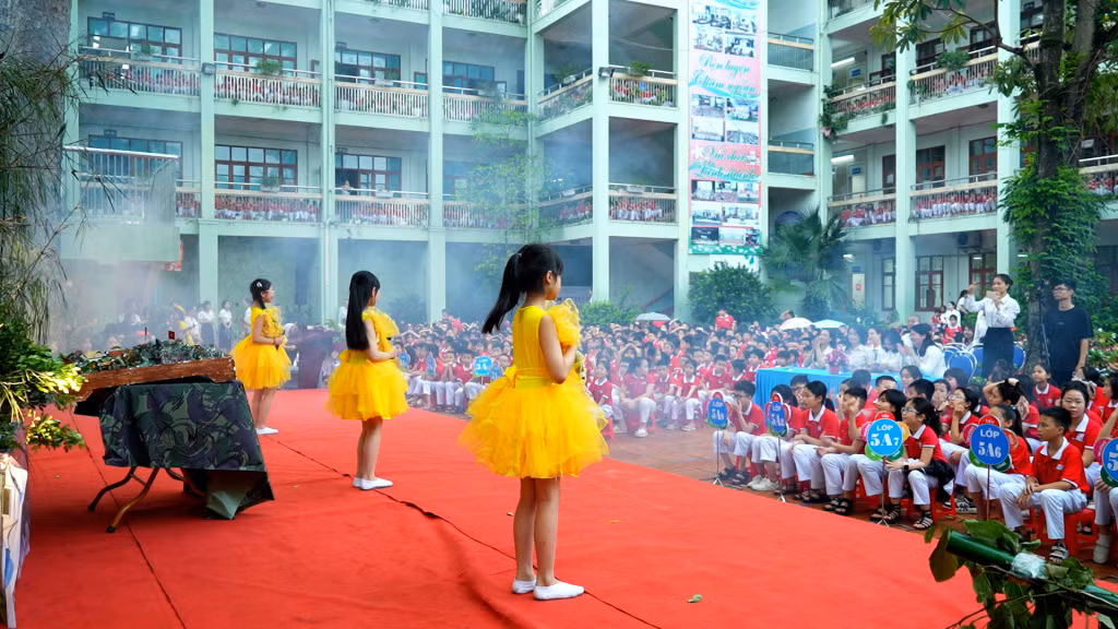 Một tiết mục văn nghệ được trình diễn tại chương trình.