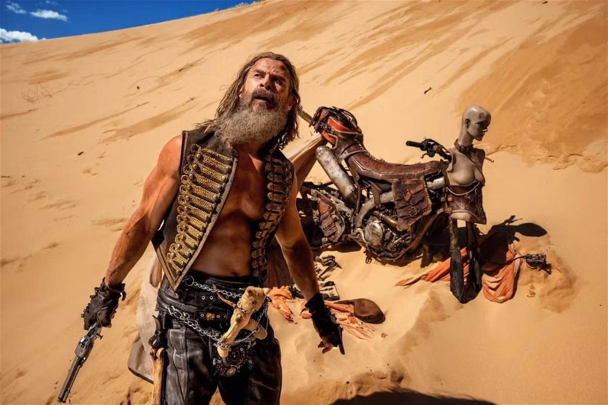 Chris Hemsworth thoát vai "Thần Sấm" qua màn thể hiện ấn tượng của Furiosa.