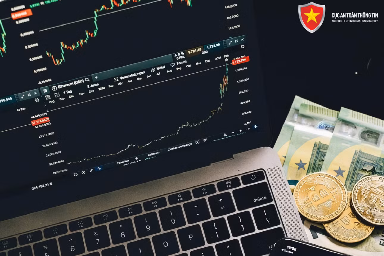 Cục An toàn thông tin đề nghị người dùng Việt cũng cần cẩn trọng trước những lời mời tham gia đầu tư chứng khoán. Ảnh minh họa: NCSC