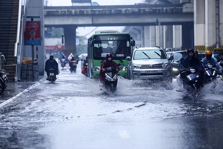 Nhiều khu vực có mưa dông vào chiều tối và đêm.