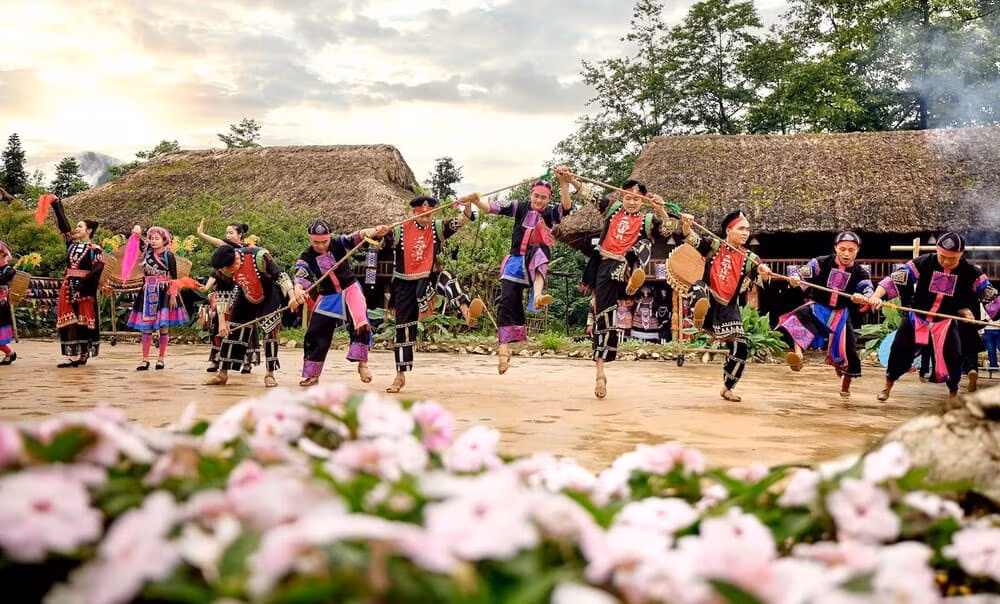 Du khách có cơ hội trải nghiệm văn hóa bản sắc dân tộc tại 3 điểm đến trên cung đường Bắc Bộ. Ảnh: Thanh Sơn