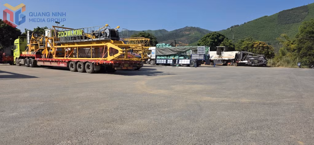 Thiết bị, máy móc nhập khẩu qua khu vực cửa khẩu Hoành Mô.