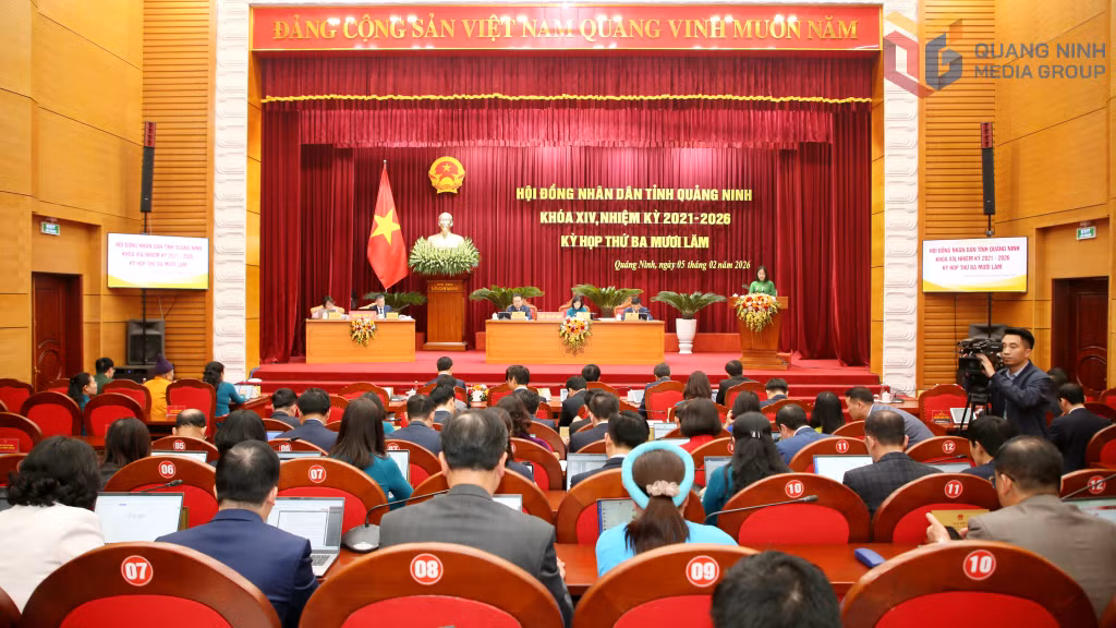 Quang cảnh Kỳ họp.