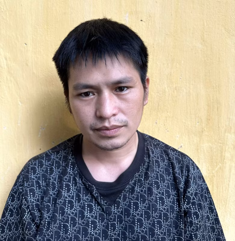 Đối tượng Tiến.