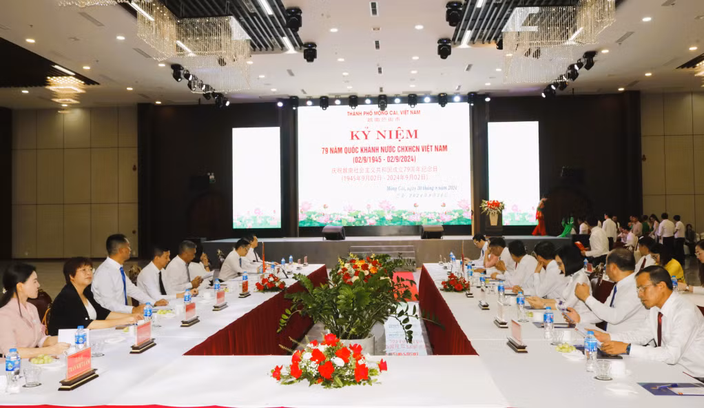 Quang cảnh buổi tiếp.