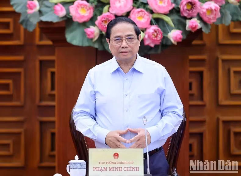 Thủ tướng Phạm Minh Chính phát biểu ý kiến chỉ đạo cuộc họp. (Ảnh: Trần Hải).
