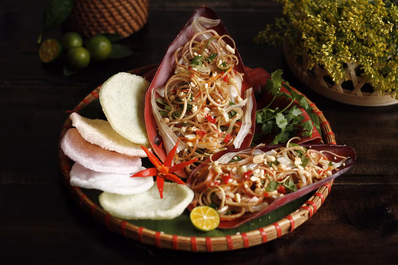 Nộm hoa chuối. Ảnh: Dcarp