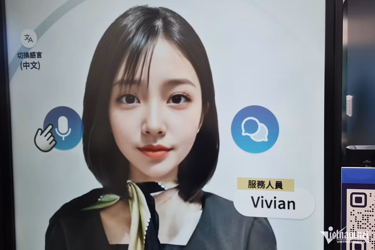Một nữ trợ lý ảo đa ngôn ngữ tại triển lãm công nghệ Computex. Ảnh: Trọng Đạt