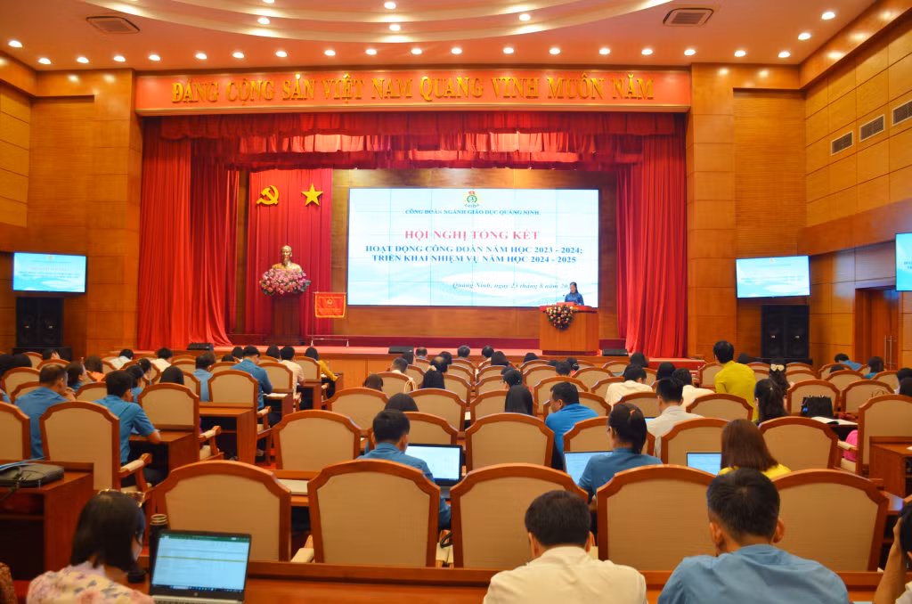 Quang cảnh hội nghị.