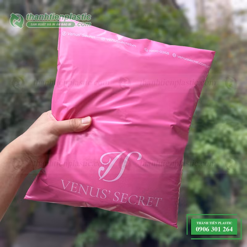 Đặt hàng túi niêm phong in logo giá rẻ tại Thành Tiến Plastic