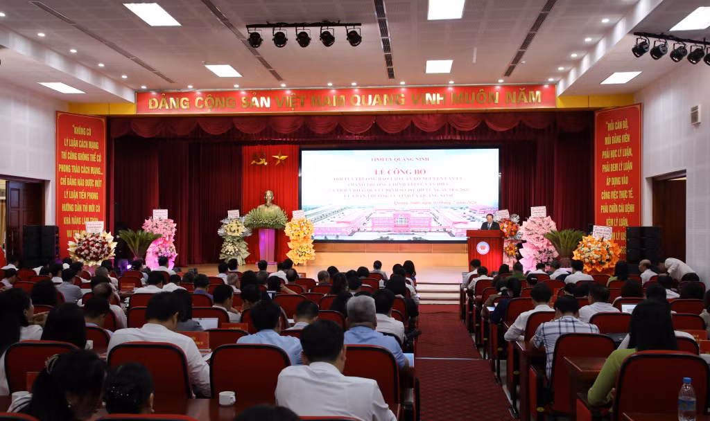 Quang cảnh buổi lễ.
