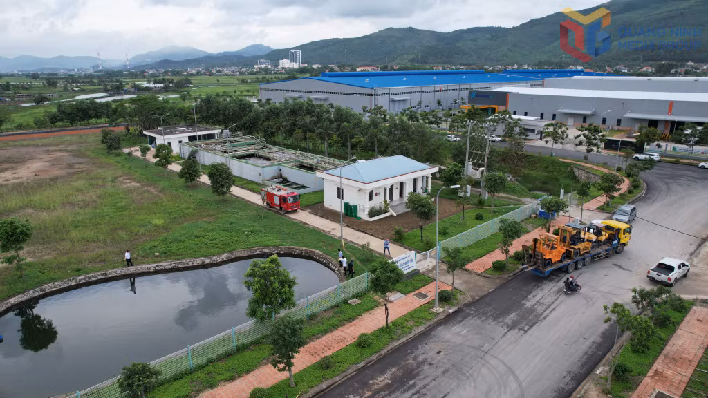Khu vực xử lý nước thải tại KCN Đông Mai.