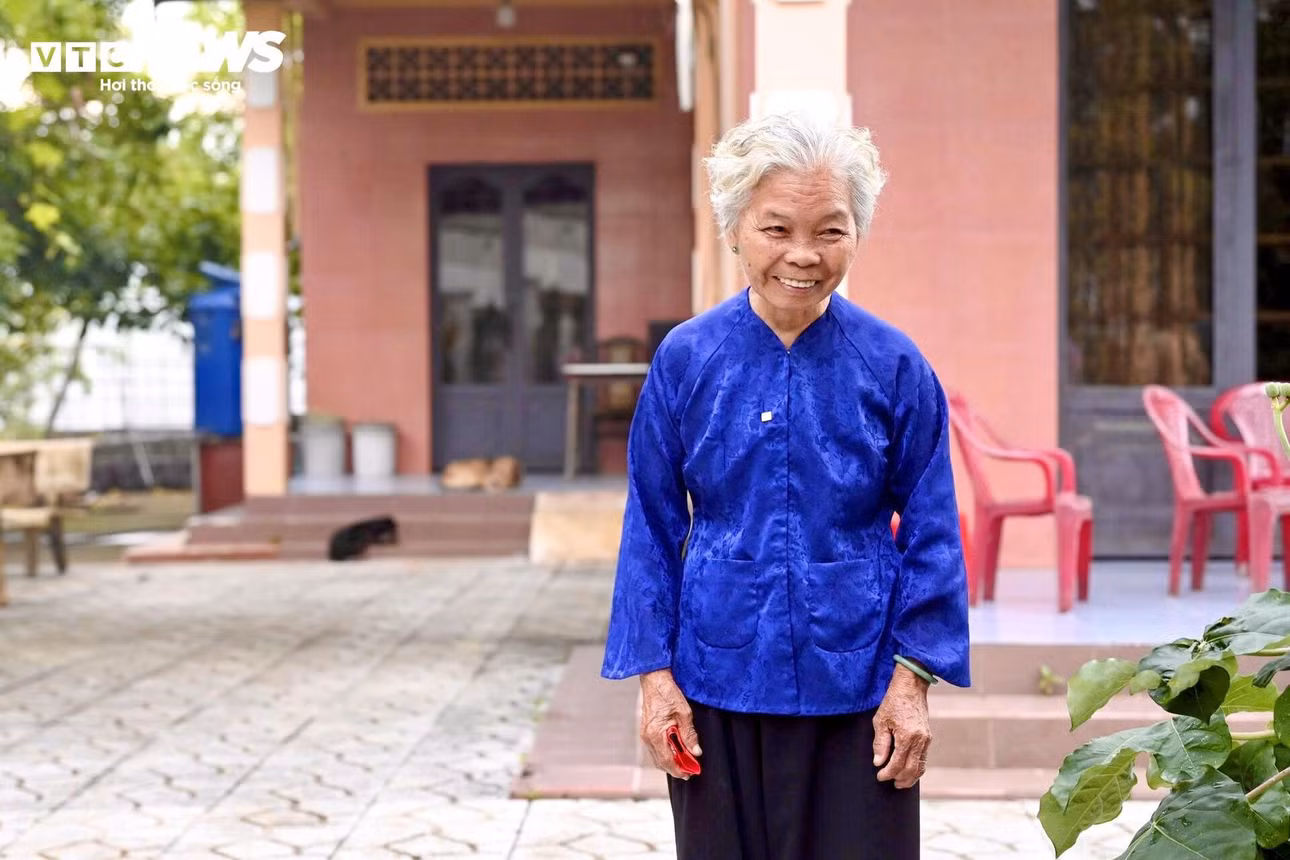 Theo quyết định, bà Nguyễn Thị Lệ được cấp Giấy chứng nhận thân nhân liệt sĩ số 7.248 và được hưởng chế độ trợ cấp từ ngày 1/8/2026.