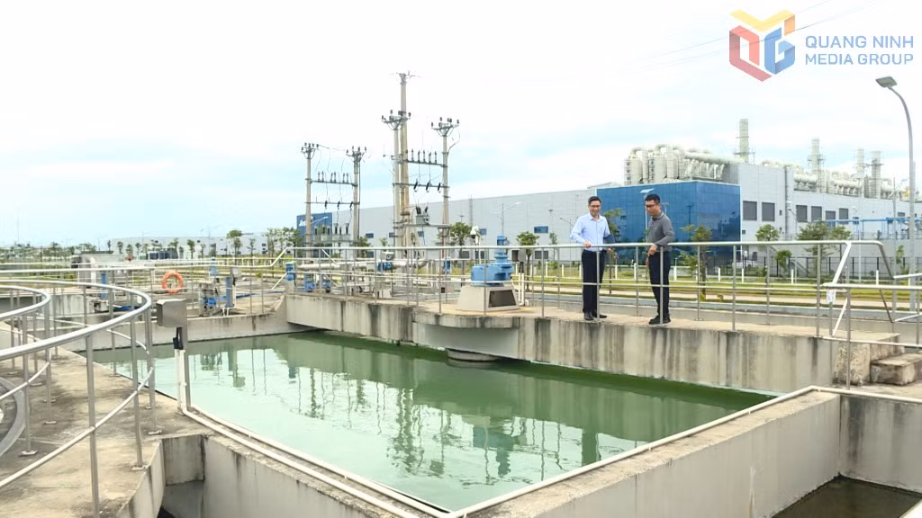 Hệ thống xử lý nước thải tập trung tại KCN Sông Khoai được đầu tư đồng bộ, góp phần kiểm soát chặt chẽ nguồn nước thải, bảo đảm yêu cầu bảo vệ môi trường trong hoạt động sản xuất.