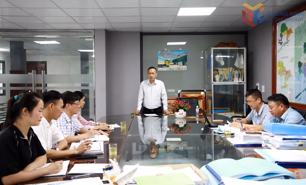 Chi bộ Công ty CP XNK quốc tế Tân Đại Dương quán triệt một số nội dung trọng tâm quý II/2026.