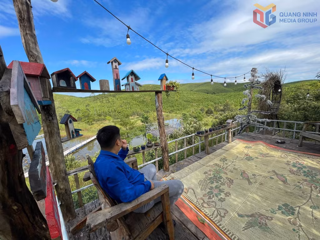 Đoàn TN xã Đầm Hà hỗ trợ anh Nguyễn Văn Thắng, Bí thư Chi đoàn thôn Xóm Giáo, phát triển mô hình du lịch trải nghiệm homestay.
