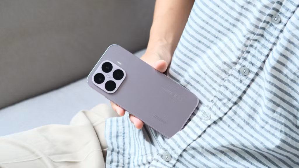Cả hai có nhiều điểm tương đồng về thiết kế.