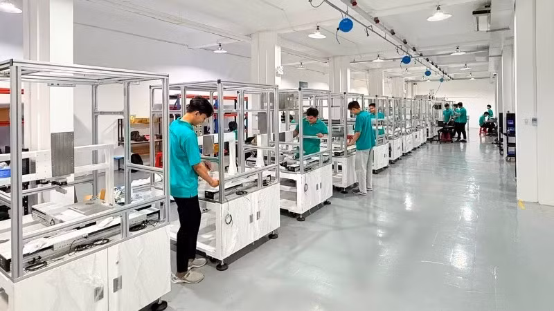 Dây chuyền sản xuất của Tập đoàn Ito đặt tại Thành phố Hồ Chí Minh chuyên về chế tạo máy tự động hóa, cảm biến đo lường thuộc ngành công nghệ cao, thu hút nhân lực có “chất xám”.