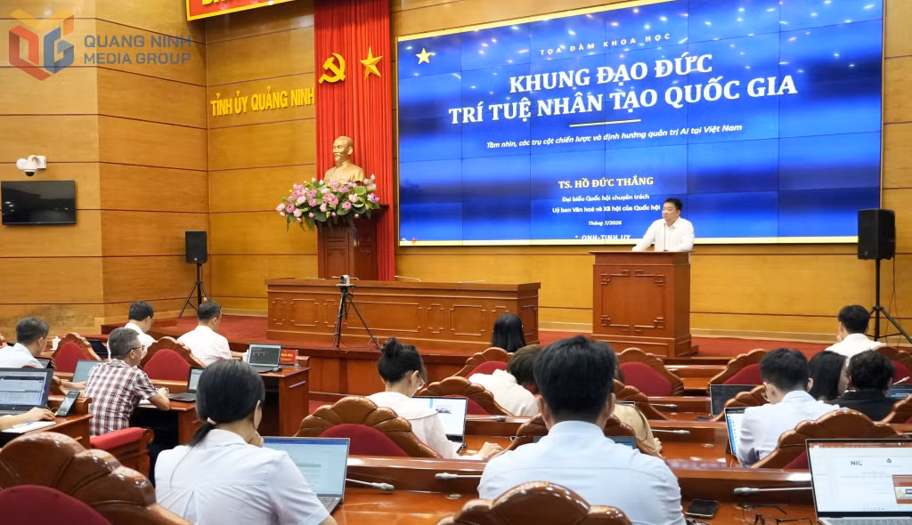 &nbsp;Văn phòng Tỉnh ủy phối hợp với Trung tâm Đổi mới sáng tạo Quốc gia và Quỹ Châu Á tổ chức khóa đào tạo 