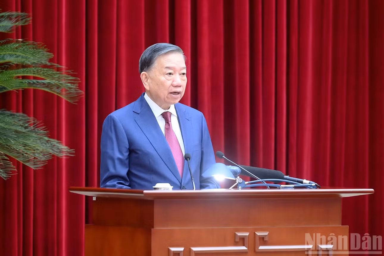 Tổng Bí thư, Chủ tịch nước Tô Lâm phát biểu khai mạc hội nghị.