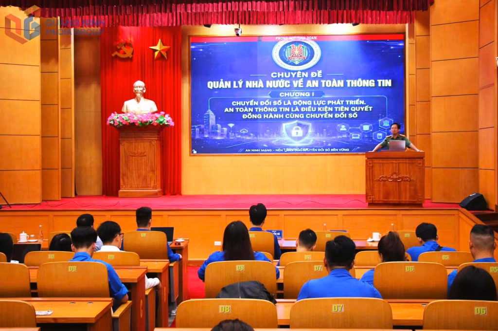 Ban Thường vụ Tỉnh Đoàn tổ chức triển khai chuyên đề tập huấn về “Nâng cao nhận thức, kỹ năng bảo vệ bí mật nhà nước, bảo đảm an toàn trên không gian mạng trong tình hình mới” cho ĐVTN.