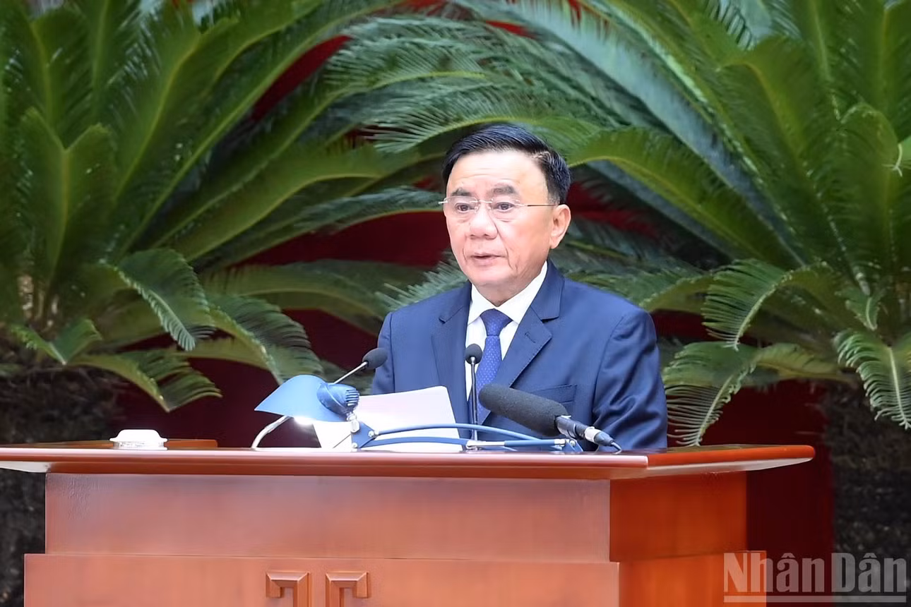 Thường trực Ban Bí thư Trần Cẩm Tú phát biểu tại phiên khai mạc hội nghị.