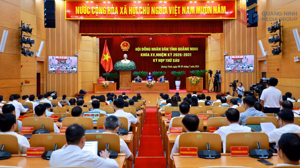 Phiên chất vấn và trả lời chất vấn tại Kỳ họp thứ 6, HĐND tỉnh khóa XV.