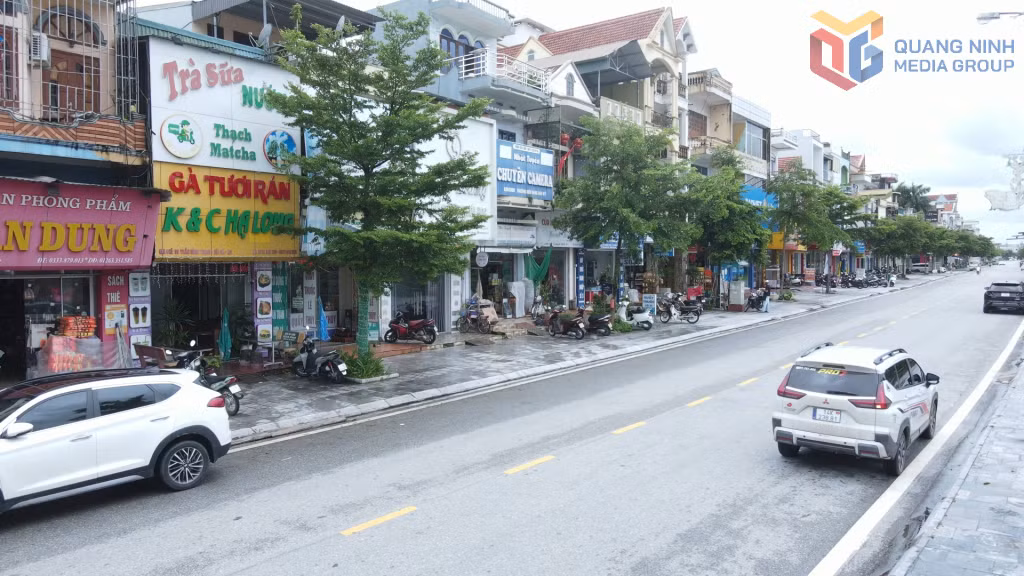 Hệ thống hạ tầng thương mại phát triển mạnh mẽ tạo động lực phát triển cho Quảng Hà.