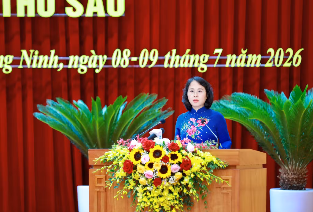 Đồng chí Trịnh Thị Minh Thanh, Phó Bí thư Thường trực Tỉnh ủy, Chủ tịch HĐND tỉnh phát biểu bế mạc Kỳ họp thứ 6, HĐND tỉnh khóa XV, nhiệm kỳ 2026-2031.