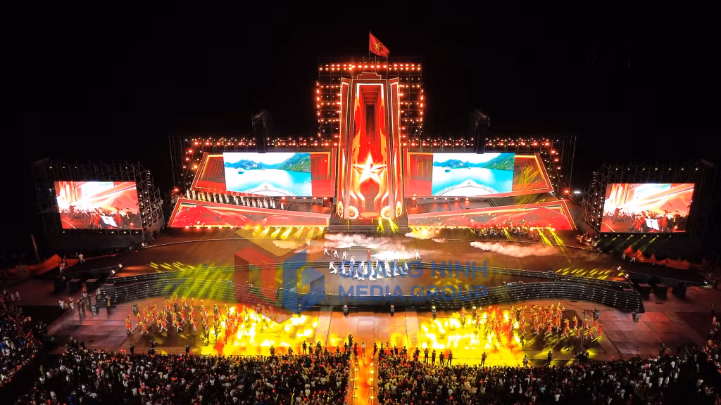 Mãi mãi tuổi 20 - Thắp sáng ký ức, lan tỏa lòng tri ân (7-2026). Ảnh: Đỗ Phương