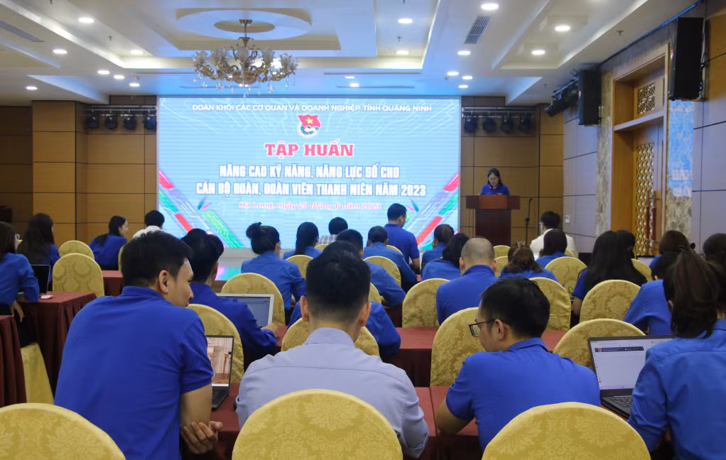 Đoàn Khối các cơ quan và doanh nghiệp tỉnh tổ chức tập huấn nâng cao kỹ năng, năng lực số cho cán bộ đoàn và ĐVTN năm 2023.