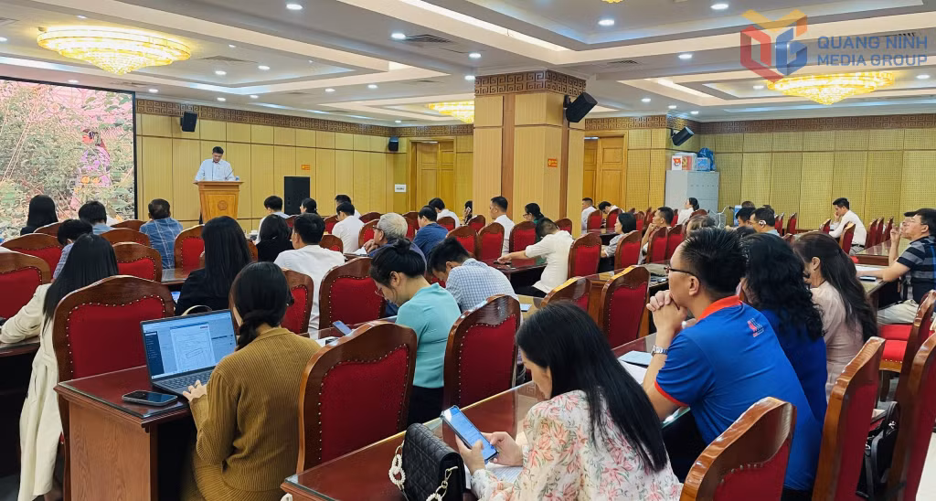 Hội nghị kết nối doanh nghiệp cung ứng, tiêu thụ nông, lâm, thuỷ sản an toàn tỉnh Quảng Ninh với các tỉnh năm 2025. Ảnh: Việt Hoa