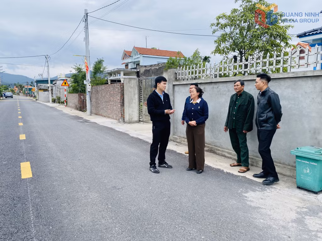 Tuyến đường vào Trại giam Hang Son, phường Hoàng Quế được nâng cấp rộng 9m.